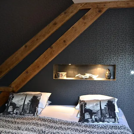 Le Manoir De Les Ardres Bed & Breakfast